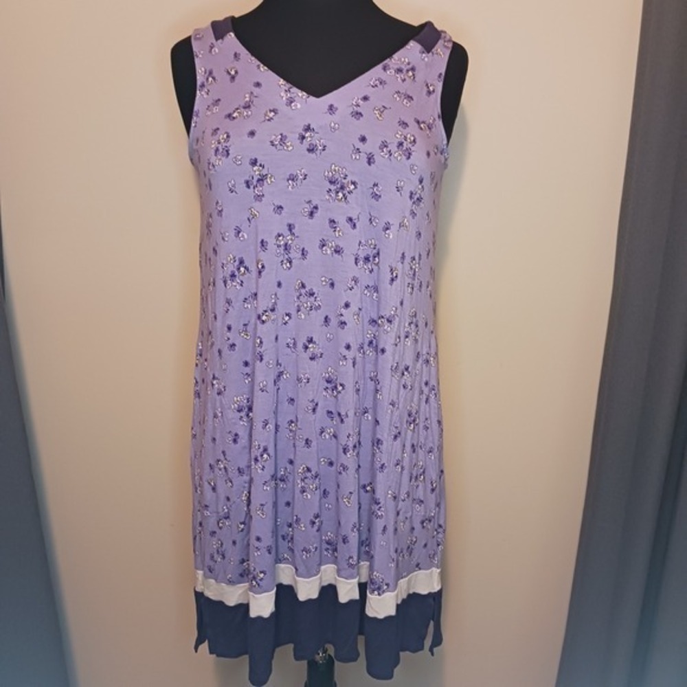 Simply Vera Vera Wang Dress Small Purple Floral Sleeveless‎ Casual sleepwear